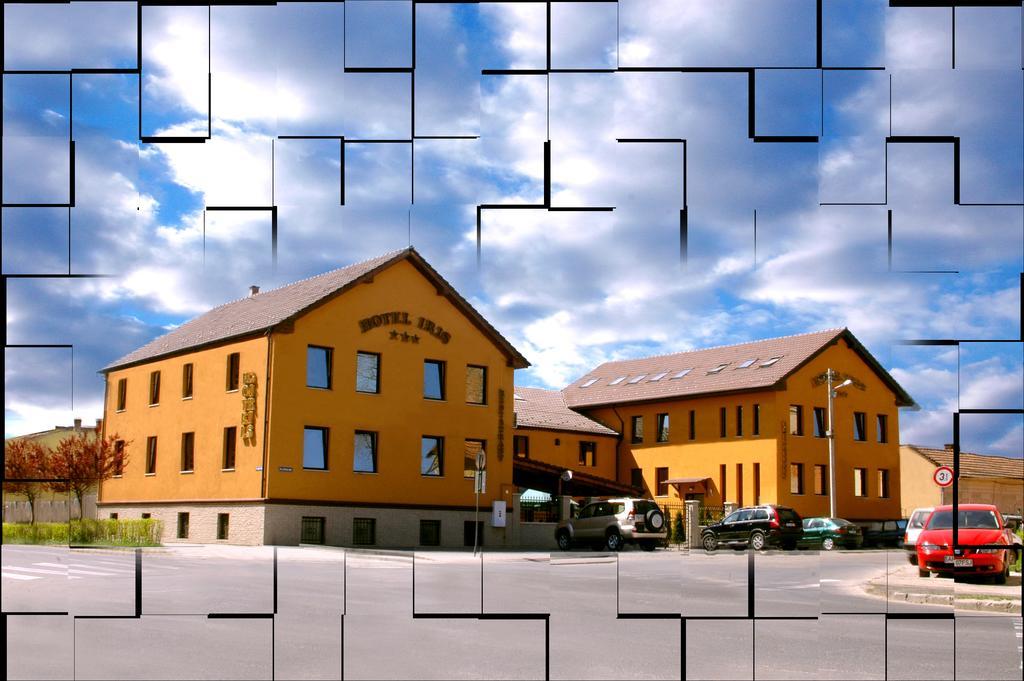 Hotel Iris Arad Exterior foto